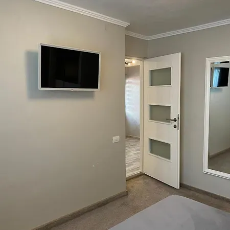 Apartament Topaz 1 Apartment *